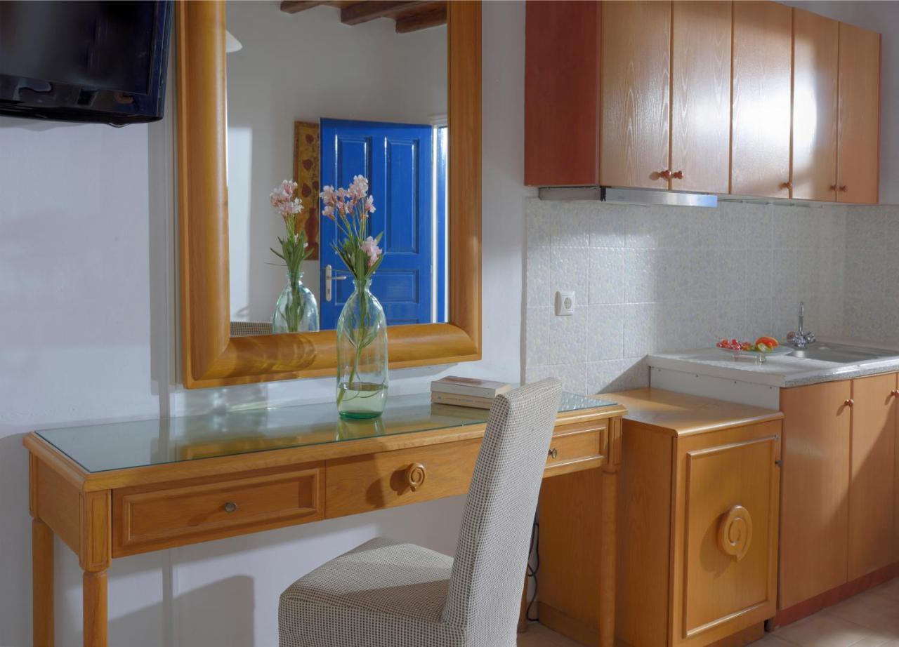 קאלו ליבאדי Adonis Rooms מראה חיצוני תמונה