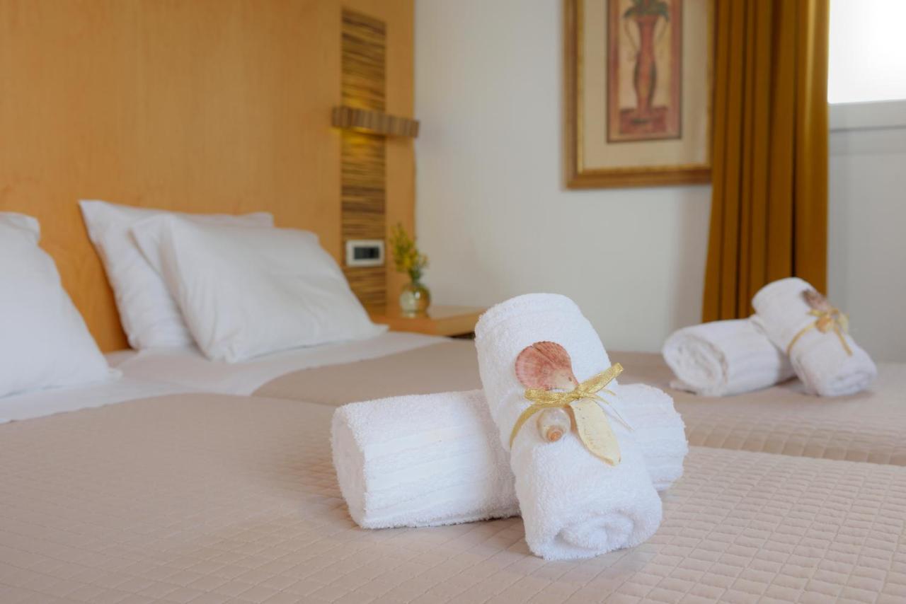 קאלו ליבאדי Adonis Rooms מראה חיצוני תמונה